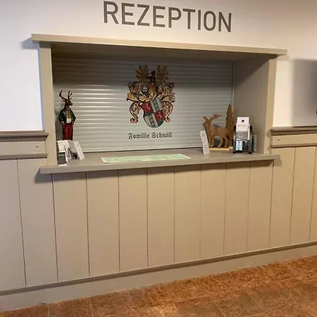 בית נופש Haus Schnoell 8 *