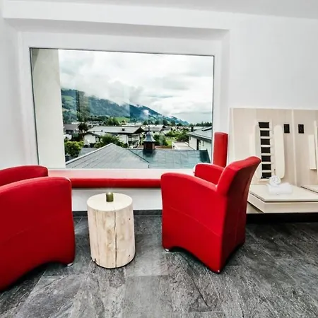 Haus Schnoell 8 בית נופש *