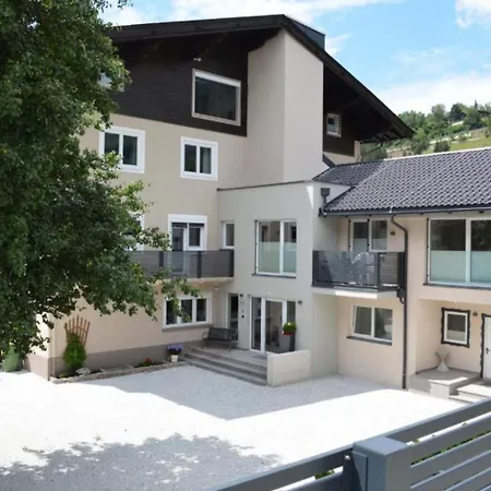 Holiday home Haus Schnoell 8