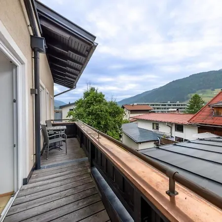Haus Schnoell 8 Holiday home *